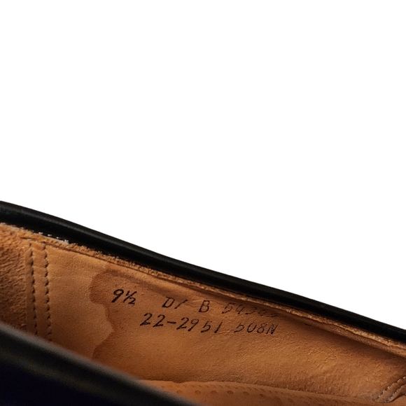 Johnston & Murphy Black Tassel Oxfords - Picture 7 of 11